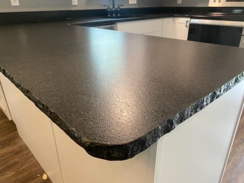 Granite - chiseled edge, leathered finish